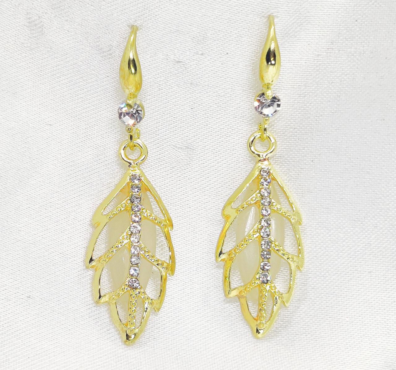 Radiant Golden Leaf Earrings With Crystal Detailing Modern Twist For Women Jewelry