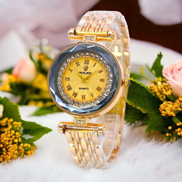 Elegant Girls' Watch – Lightweight & Stylish Metallic Design for Casual & Formal Wear